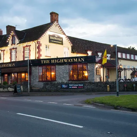 The Highwayman Inn-3